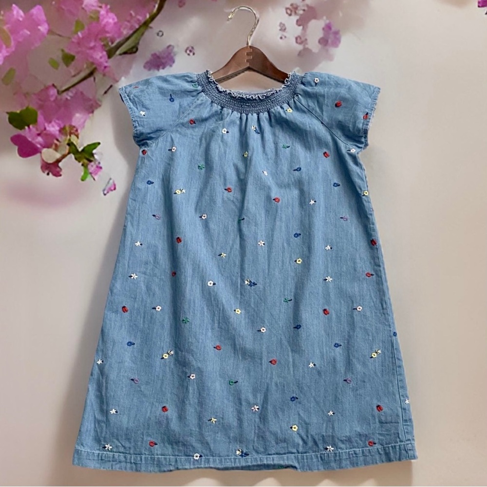 Girls Hanna Andersson Embroidered Chambray Dress